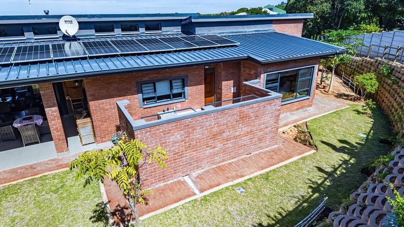 3 Bedroom Property for Sale in Outeniqua Strand Western Cape